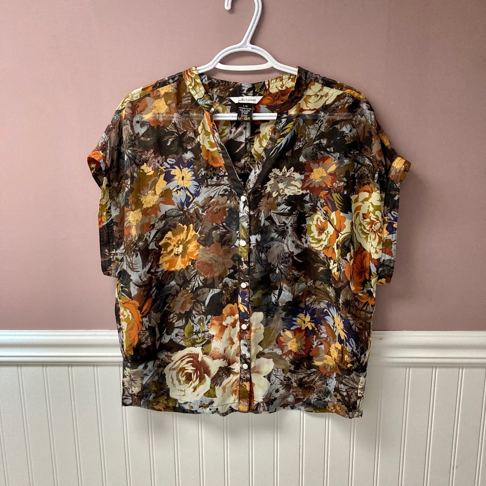 Jules + James floral blouse